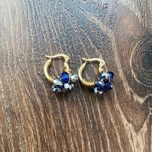 🩵 3 for $15 🩵 Small Blue Flower Earrings